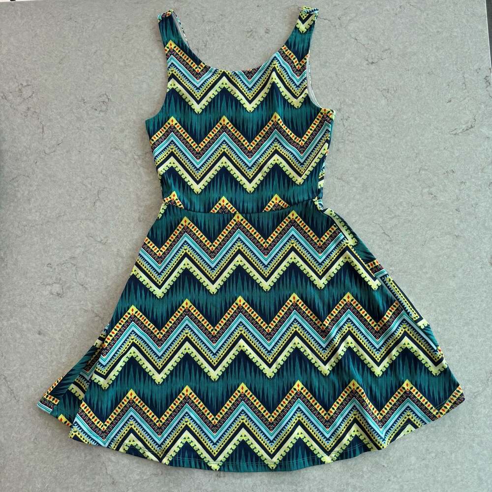 H&M Divided Zig Zag Geometric Fit and Flare Skater Dress